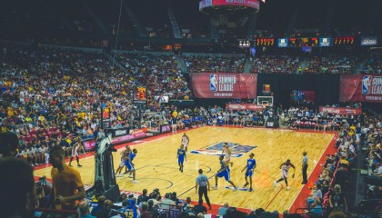 开云下载-巅峰瞬间：那些百看不厌的绝杀镜头，绝杀片段