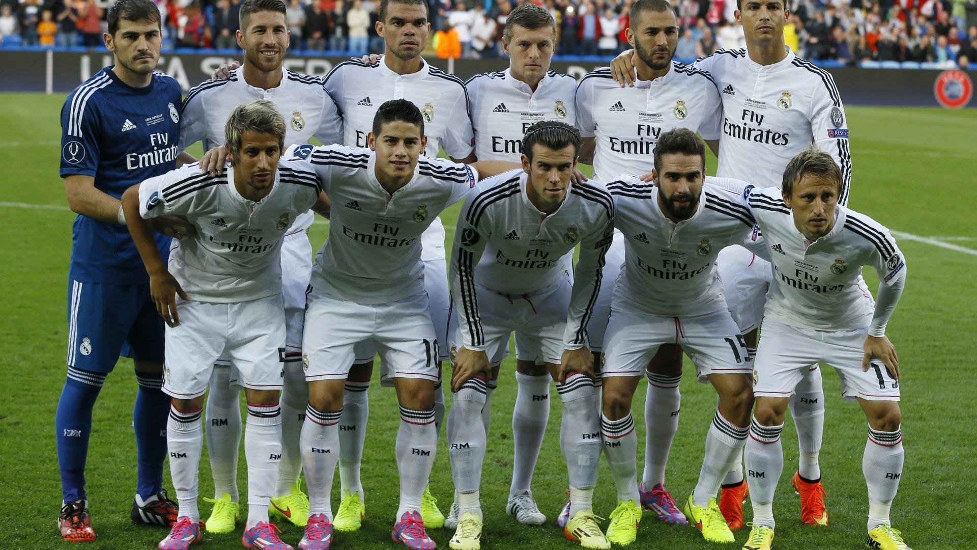 “趣味大集合：球场上的爆笑瞬间大曝光”，球赛搞笑视频