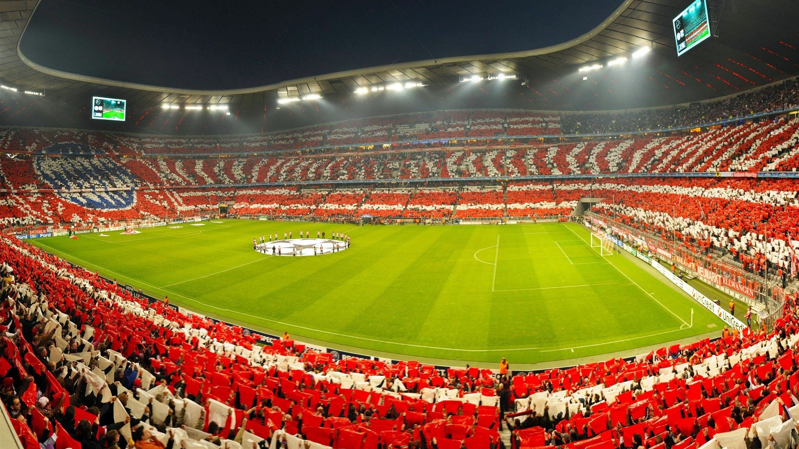 《新款电竞装备登场：为职业选手量身定制》，电竞套件